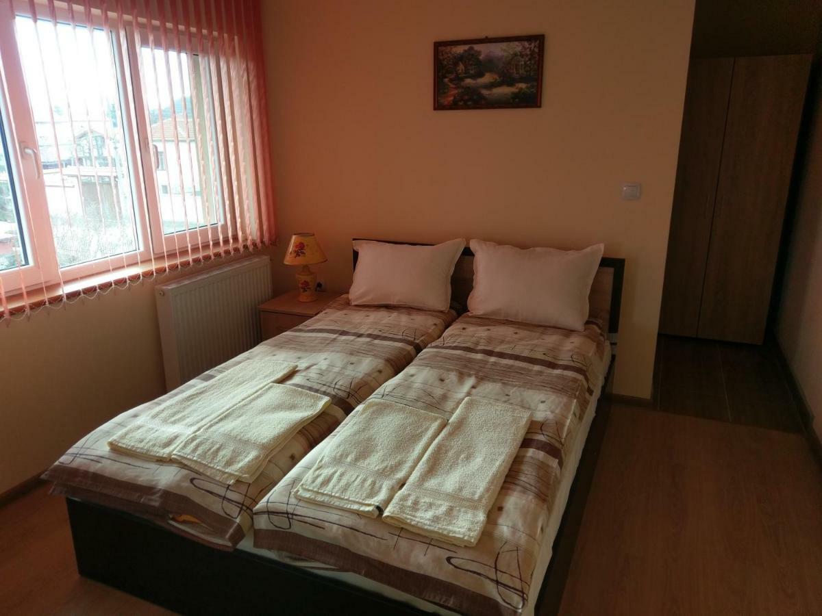 Стаи За Гости Елени Shiroki Dol Extérieur photo